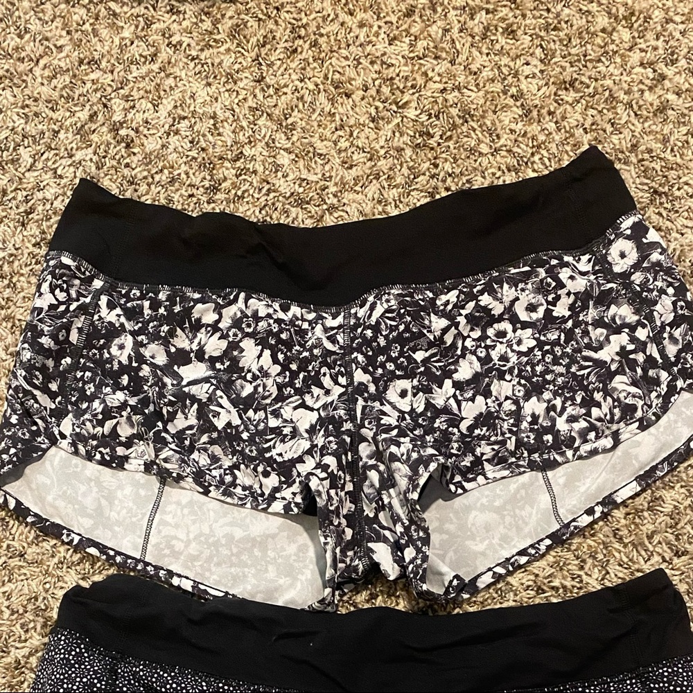 Lulu Lemon Speed Up Shorts 2.5”